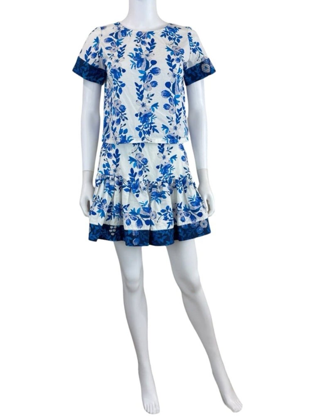 ALIVIA Blue Floral Lynn Top and Anessa Skort Size XS
